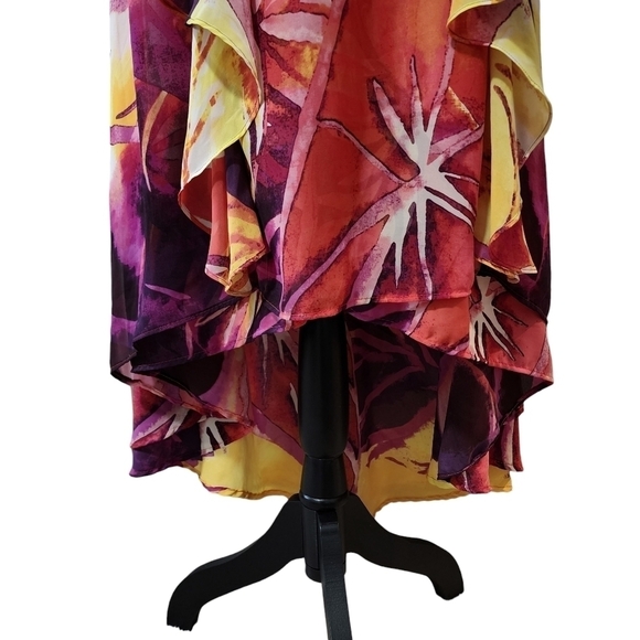 3/$25 Jennifer Lopez High-Low Abstract Halter Maxi Dress - Small - Picture 7 of 14